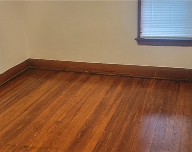 2233 Cleveland Avenue - Photo Thumbnail 9