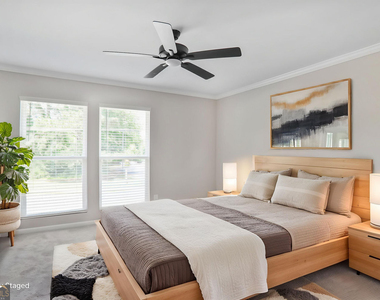 3210 Quincetree Lane - Photo Thumbnail 5