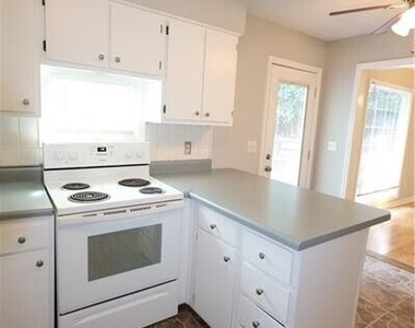 3946 Blake Court Nw - Photo Thumbnail 8