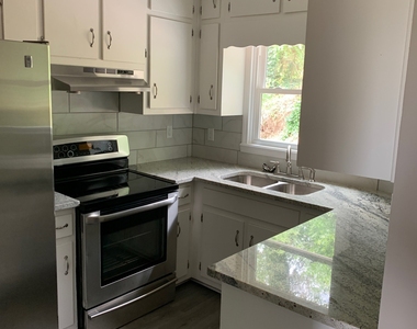 72 East Whitman Street - Photo Thumbnail 3