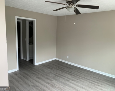 72 East Whitman Street - Photo Thumbnail 1