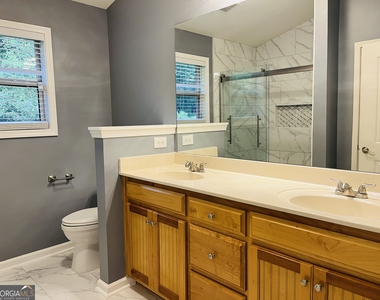 5750 Crest Hill Drive - Photo Thumbnail 21