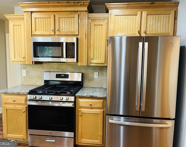 5750 Crest Hill Drive - Photo Thumbnail 16