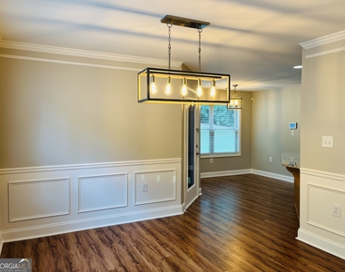 5750 Crest Hill Drive - Photo Thumbnail 9