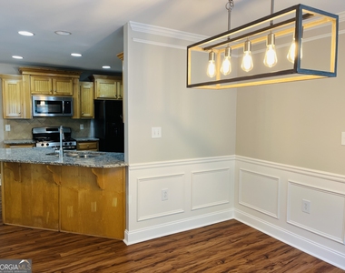 5750 Crest Hill Drive - Photo Thumbnail 10