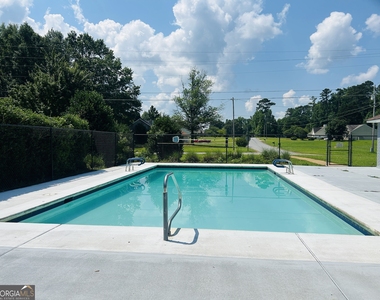 210 Shamrock Way - Photo Thumbnail 30