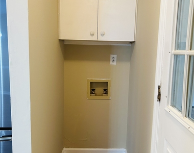 210 Shamrock Way - Photo Thumbnail 12