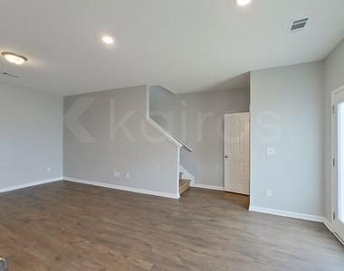 206 Long Island Drive Sw - Photo Thumbnail 1