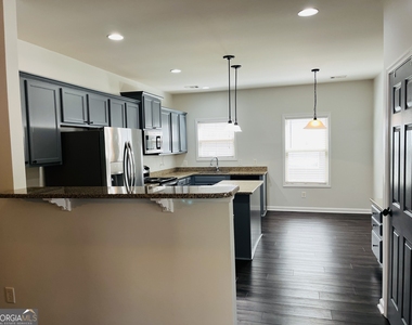 445 Summerlin Boulevard - Photo Thumbnail 6