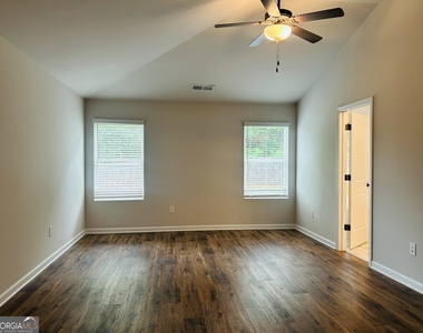 57 Pacific Avenue - Photo Thumbnail 19