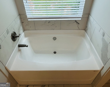 57 Pacific Avenue - Photo Thumbnail 23