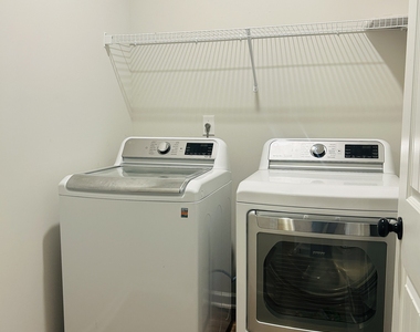 57 Pacific Avenue - Photo Thumbnail 14