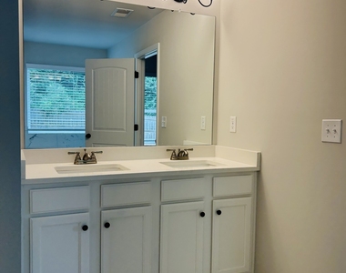 57 Pacific Avenue - Photo Thumbnail 22