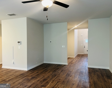 57 Pacific Avenue - Photo Thumbnail 6