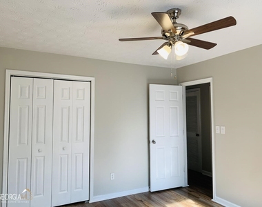 140 Pine Terrace - Photo Thumbnail 18
