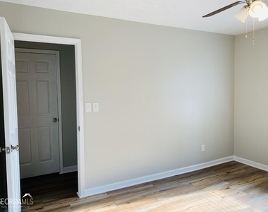 140 Pine Terrace - Photo Thumbnail 19