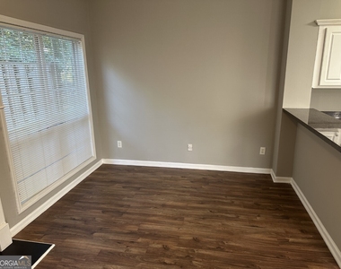 7040 Biltmore Trace - Photo Thumbnail 17