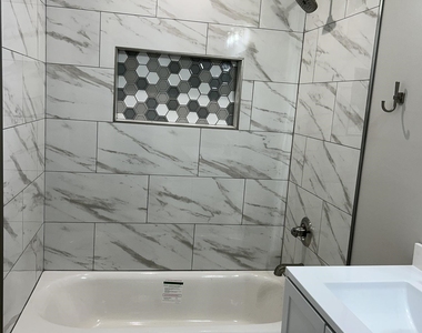 720 Jewel Place - Photo Thumbnail 15