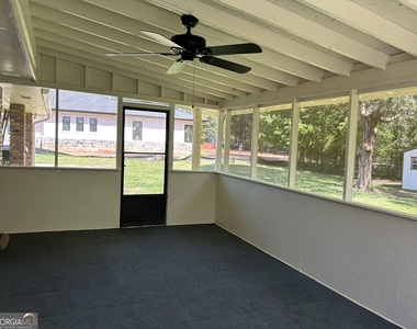 720 Jewel Place - Photo Thumbnail 25