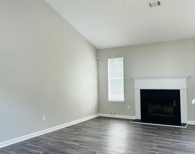 7018 New Dale Road - Photo Thumbnail 4