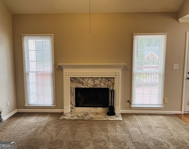 155 Woodstream Way - Photo Thumbnail 11