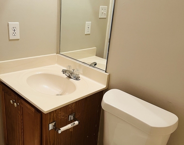 155 Woodstream Way - Photo Thumbnail 30
