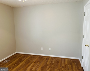 155 Woodstream Way - Photo Thumbnail 25