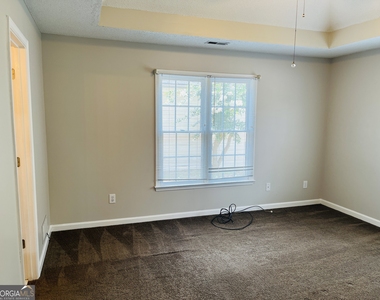 155 Woodstream Way - Photo Thumbnail 17