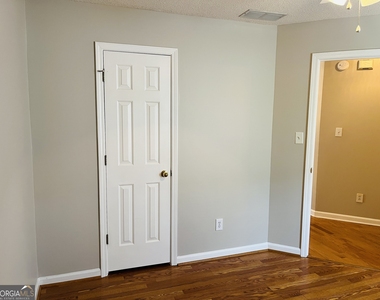 155 Woodstream Way - Photo Thumbnail 26