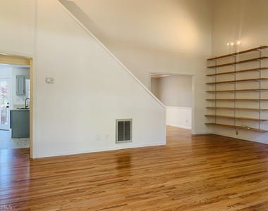 210 Spring Forest Way - Photo Thumbnail 6