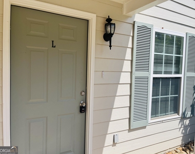 605 Wilburn Avenue - Photo Thumbnail 2