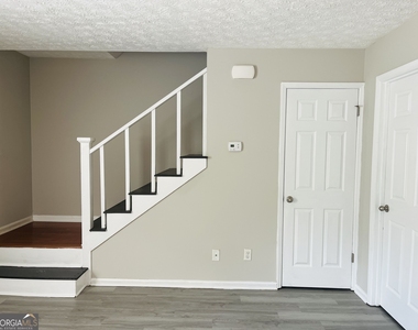 605 Wilburn Avenue - Photo Thumbnail 4