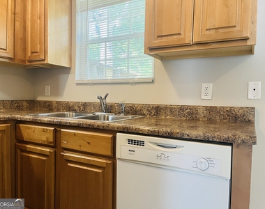 605 Wilburn Avenue - Photo Thumbnail 9
