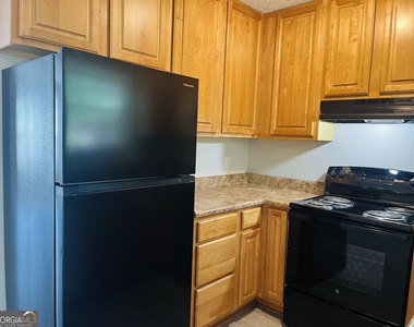 605 Wilburn Avenue - Photo Thumbnail 8