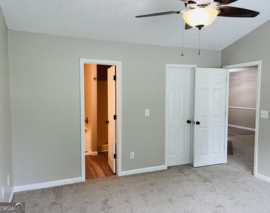 185 Hidden Brook Trail - Photo Thumbnail 17