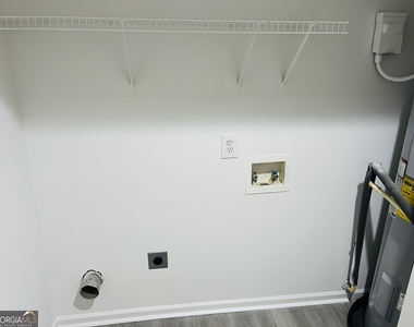 185 Hidden Brook Trail - Photo Thumbnail 13