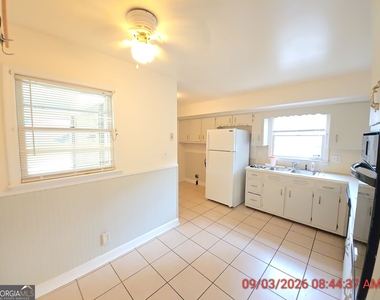 6580 Runlet Way - Photo Thumbnail 4