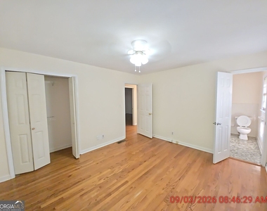 6580 Runlet Way - Photo Thumbnail 10