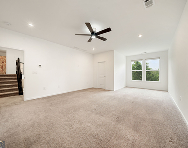 8150 Scenic Ridge Way - Photo Thumbnail 12
