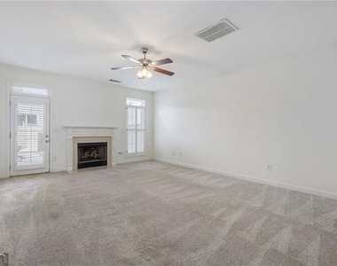 3365 Tanager Court - Photo Thumbnail 6