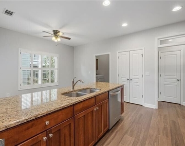 3365 Tanager Court - Photo Thumbnail 8