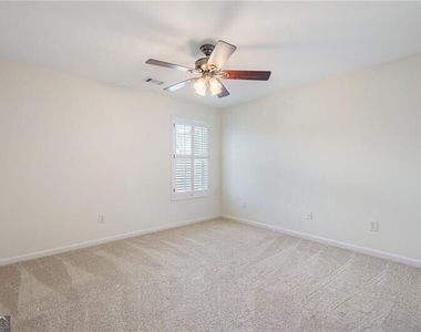 3365 Tanager Court - Photo Thumbnail 24