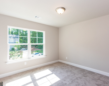 3352 Landings South Drive - Photo Thumbnail 25
