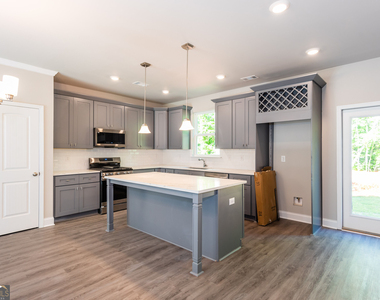 3352 Landings South Drive - Photo Thumbnail 9