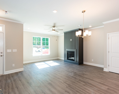 3352 Landings South Drive - Photo Thumbnail 8