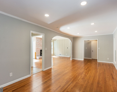 80 Pinehurst Lane - Photo Thumbnail 7