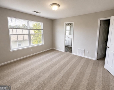 400 Patina Place Se - Photo Thumbnail 7