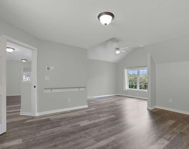 3520 Mystic Drive - Photo Thumbnail 21