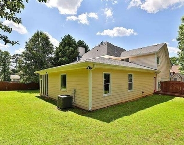 3520 Mystic Drive - Photo Thumbnail 32