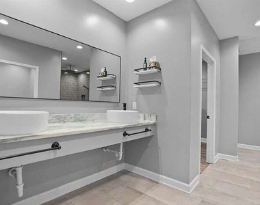 3520 Mystic Drive - Photo Thumbnail 17